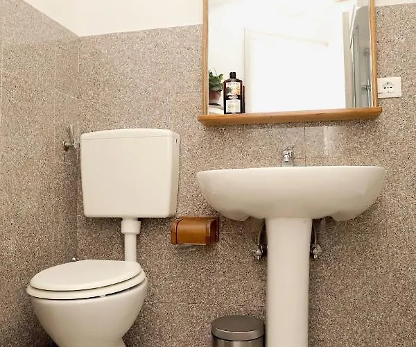 Da Lella City Centre Δωμάτια σε οικογενειακή κατοικία